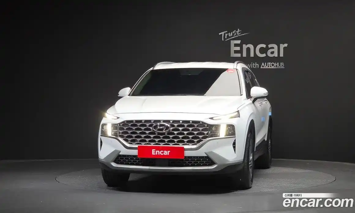 Hyundai Santa Fe 2022 2.2 автомат (гидро), фото 3