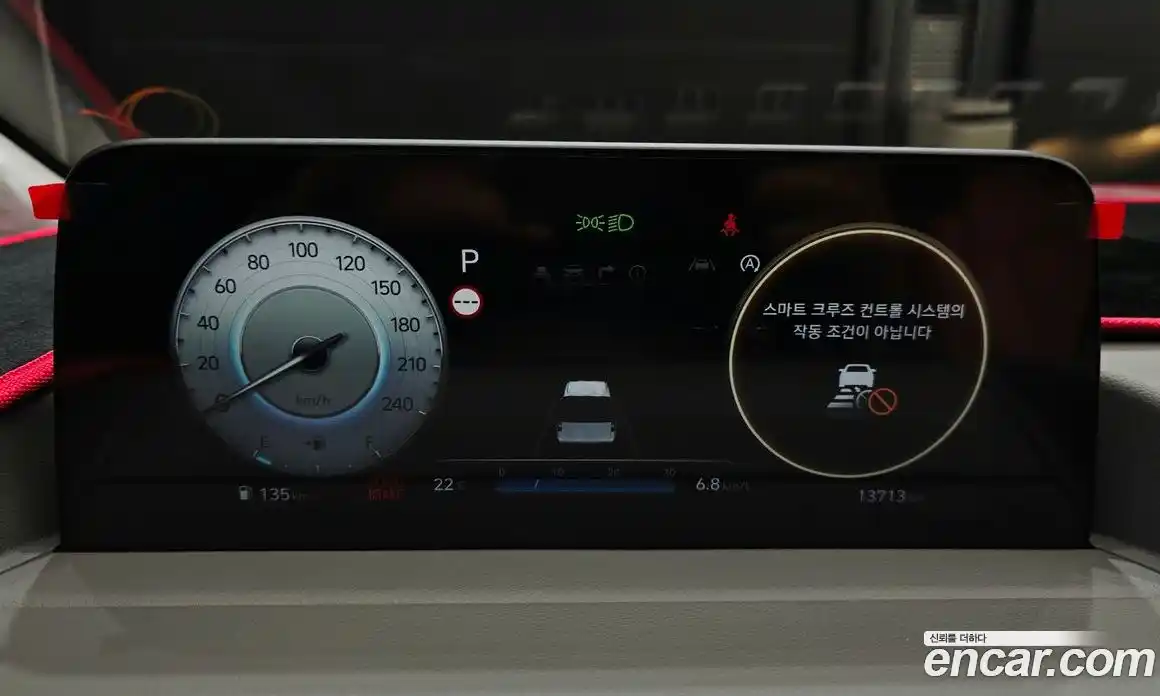 Hyundai Staria 2024 2.2 автомат (гидро), фото 11