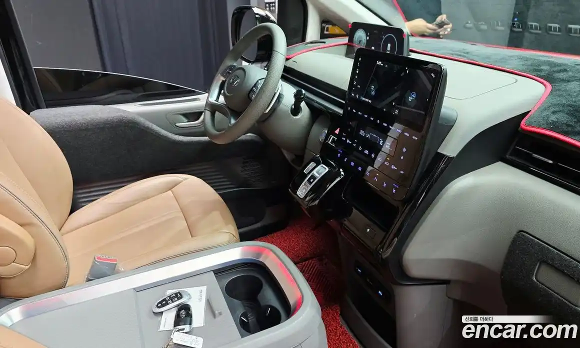Hyundai Staria 2024 2.2 автомат (гидро), фото 27