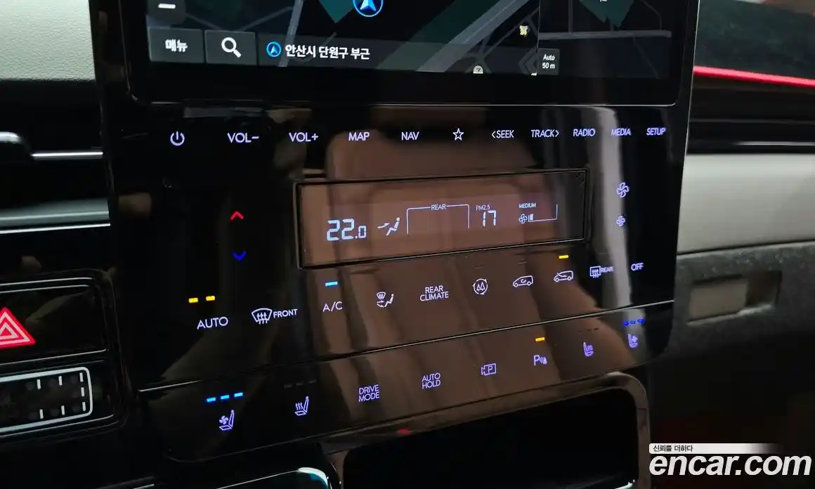 Hyundai Staria 2024 2.2 автомат (гидро), фото 31