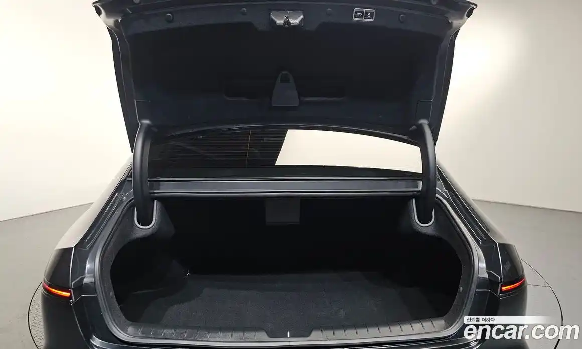 Hyundai Grandeur 2022 2.5 автомат (гидро), фото 23