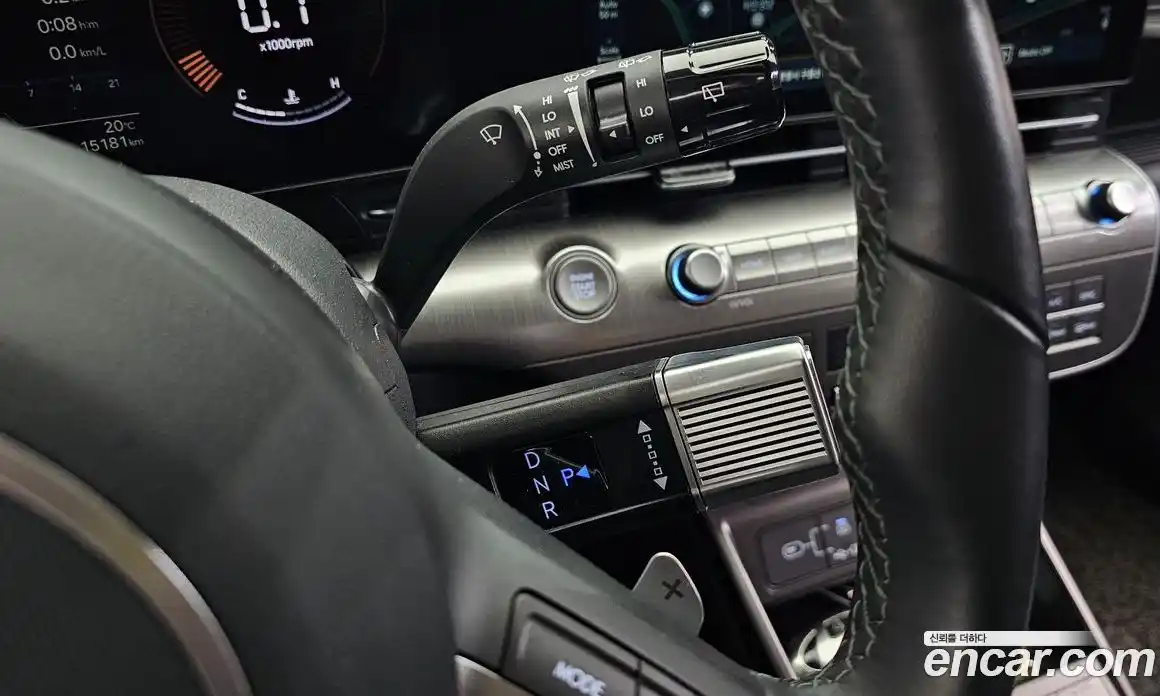 Hyundai Kona 2023 1.6 автомат (гидро), фото 12