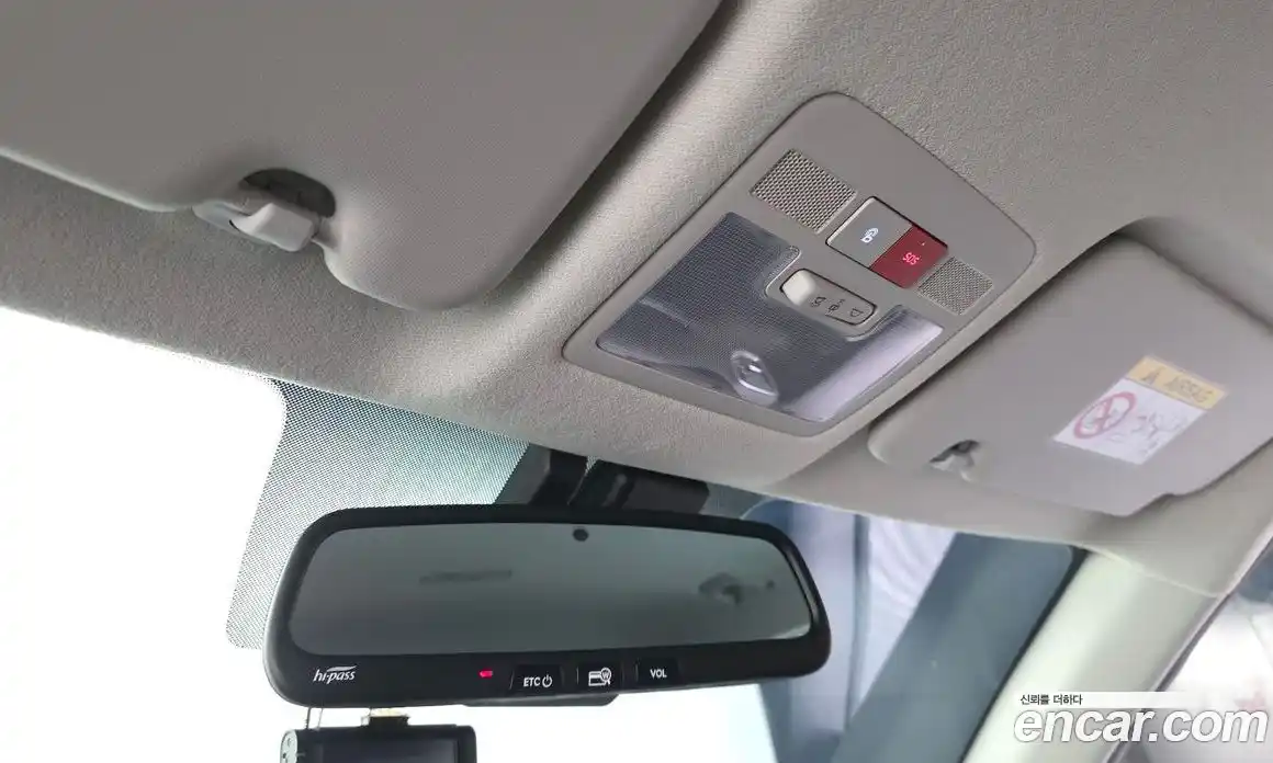 Hyundai Venue 2025 1.6 автомат (гидро), фото 25