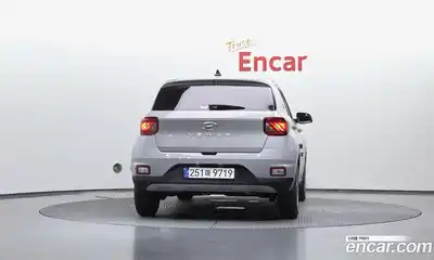 Hyundai Venue 2025 1.6 автомат (гидро), миниатюра 4