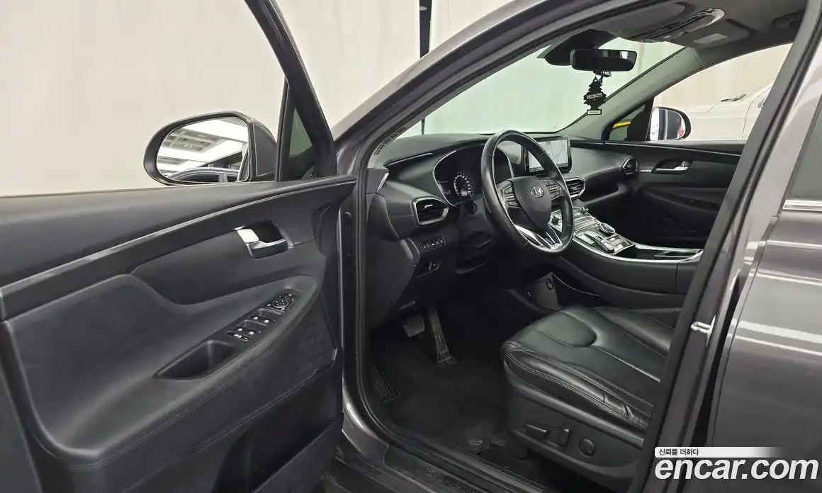 Hyundai Santa Fe 2022 2.2 автомат (гидро), фото 13