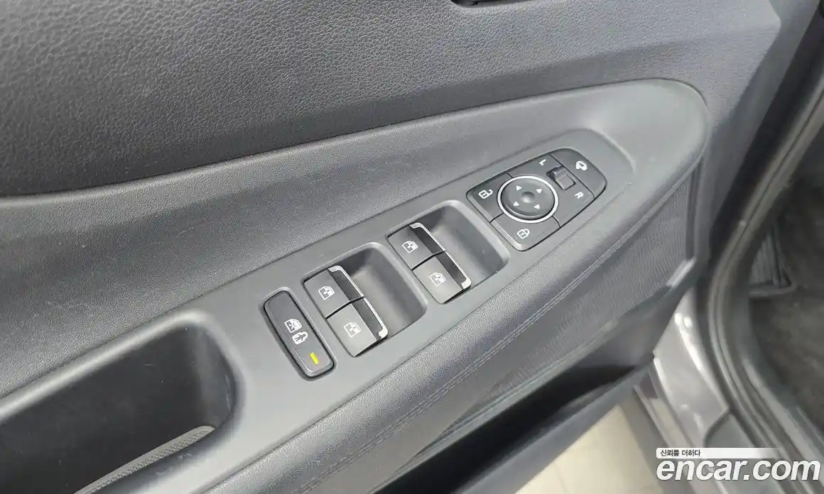 Hyundai Santa Fe 2022 2.2 автомат (гидро), фото 27