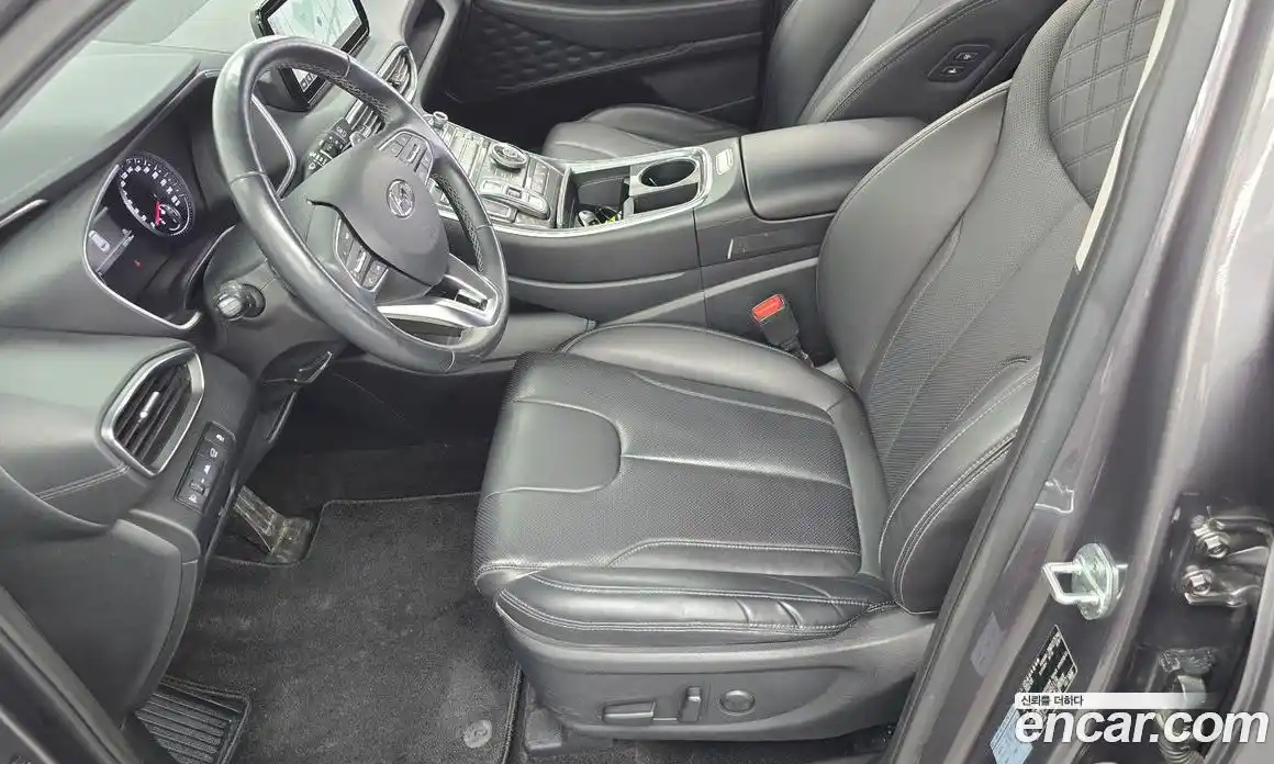 Hyundai Santa Fe 2022 2.2 автомат (гидро), фото 31