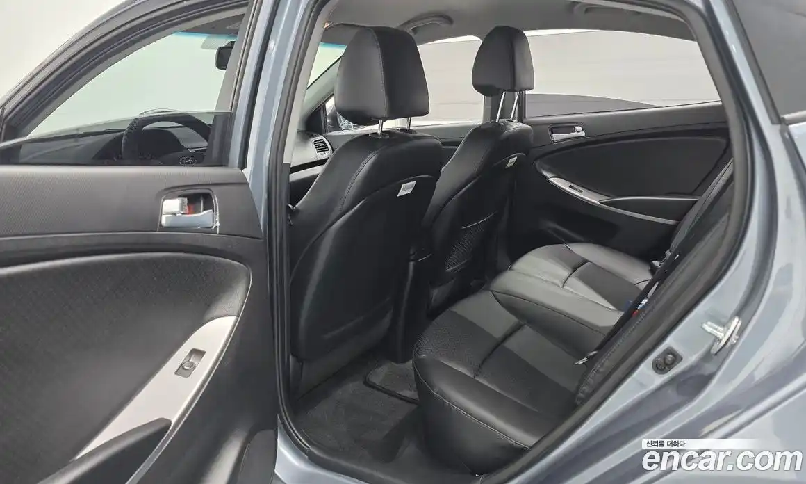 Hyundai Accent 2018 1.4 автомат (гидро), фото 16
