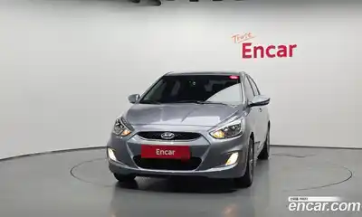 Hyundai Accent 2018 1.4 автомат (гидро), миниатюра 3