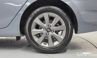 Hyundai Accent 2018 1.4 автомат (гидро), миниатюра 7
