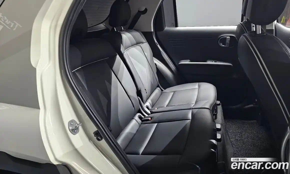 Hyundai Casper 2023 1.0 автомат (гидро), фото 12