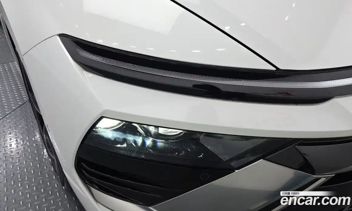 Hyundai Sonata 2024 1.6 автомат (гидро), фото 8
