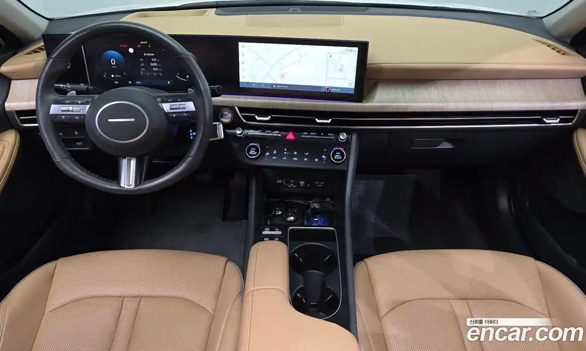 Hyundai Sonata 2024 1.6 автомат (гидро), фото 10