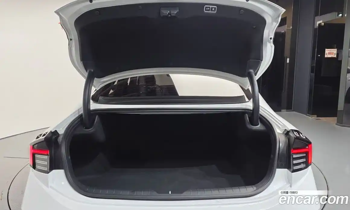 Hyundai Sonata 2025 2.0 автомат (гидро), фото 20