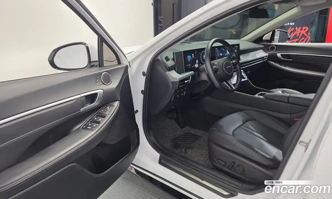 Hyundai Sonata 2025 2.0 автомат (гидро), фото 10