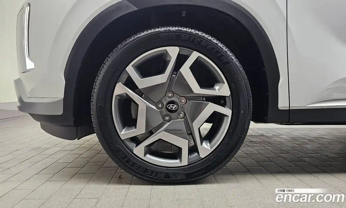 Hyundai Palisade 2023 2.2 автомат (гидро), фото 5