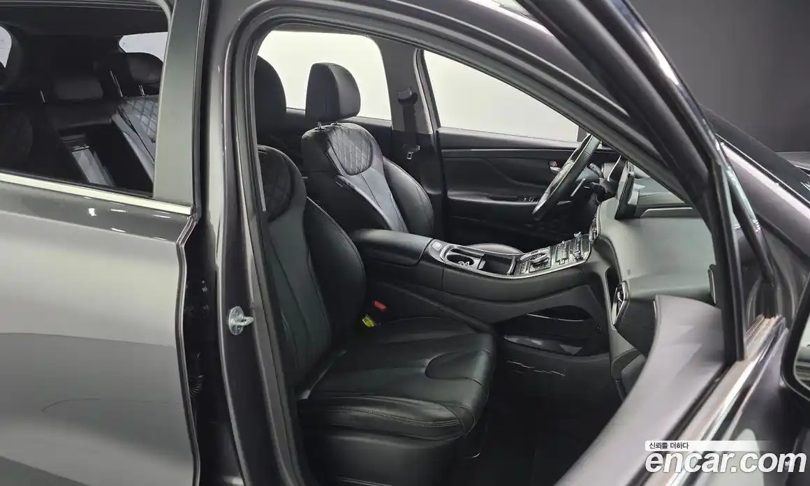 Hyundai Santa Fe 2023 1.6 автомат (гидро), фото 18