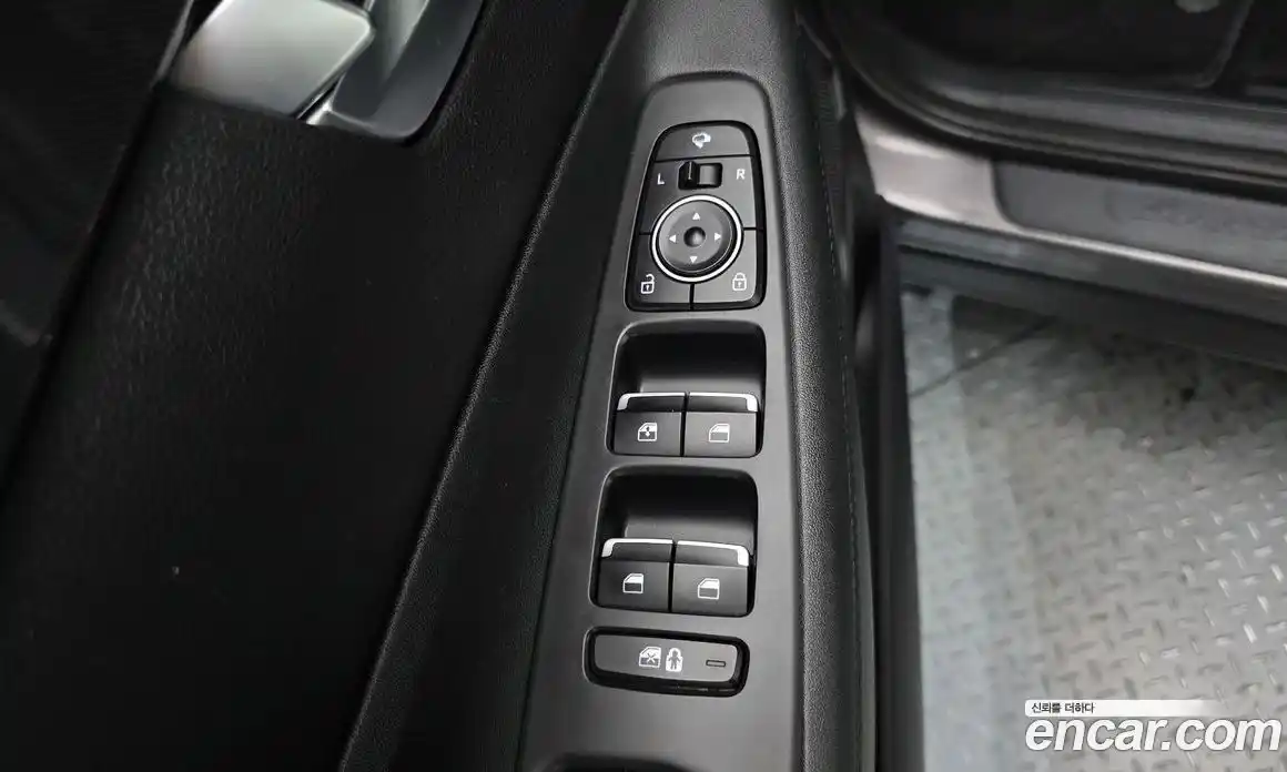 Hyundai Santa Fe 2023 1.6 автомат (гидро), фото 29