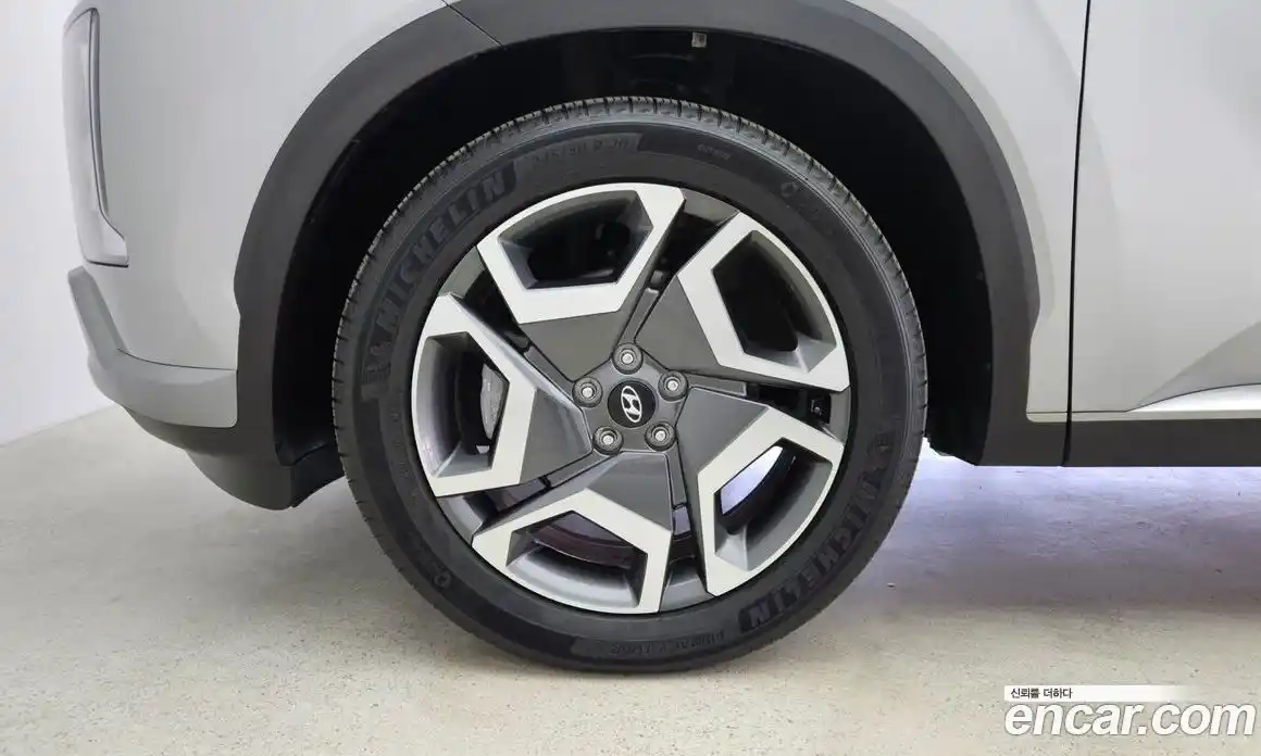 Hyundai Palisade 2023 3.8 автомат (гидро), фото 5