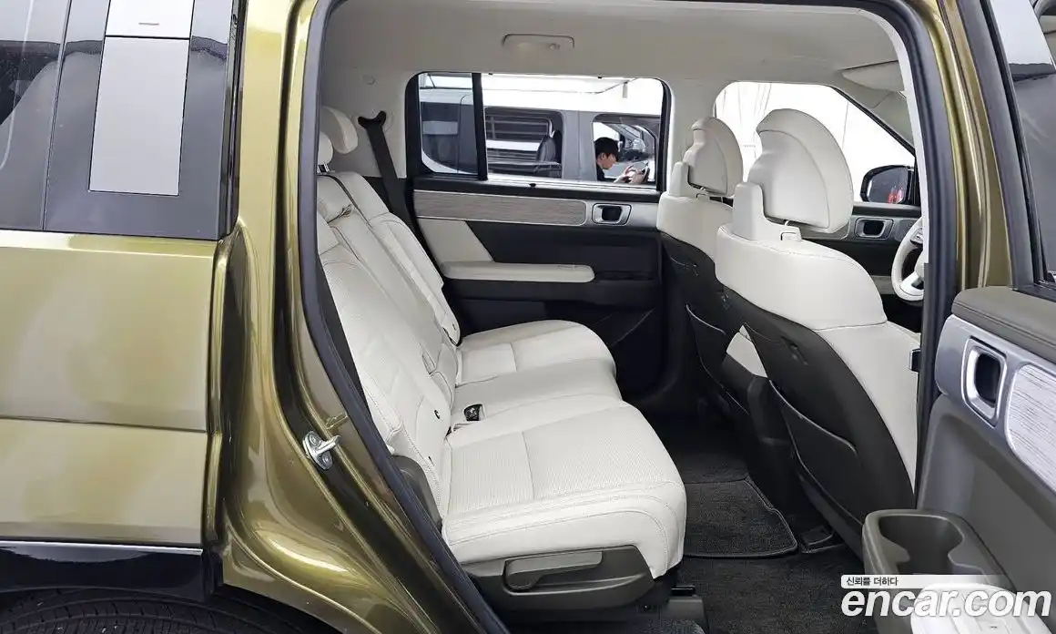 Hyundai Santa Fe 2024 2.5 автомат (гидро), фото 18