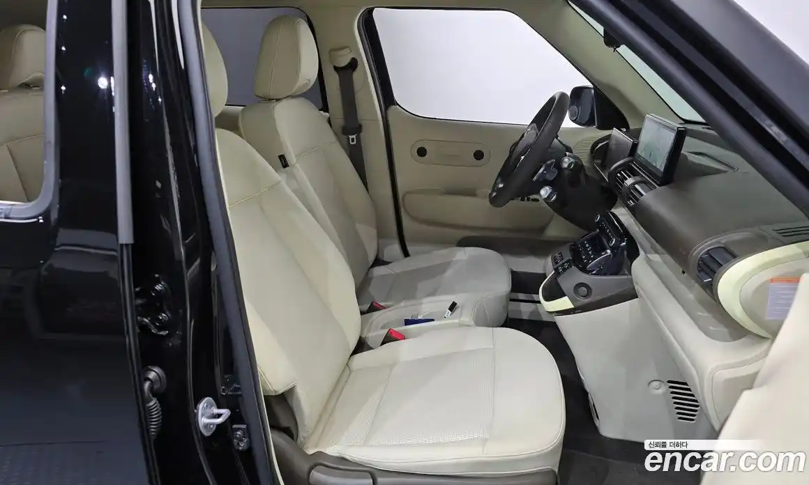 Hyundai Casper 2024 0.2 автомат (гидро), фото 15