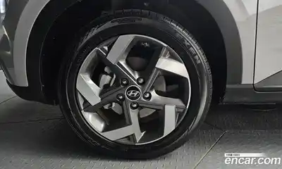 Hyundai Venue 2024 1.6 автомат (гидро), миниатюра 5