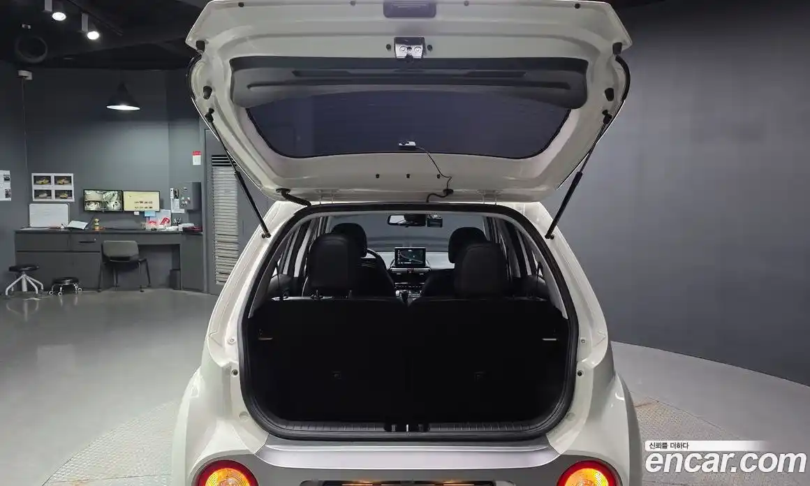 Hyundai Casper 2022 1.0 автомат (гидро), фото 26