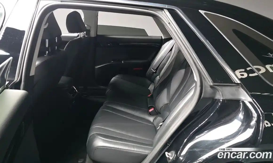 Hyundai Grandeur 2022 2.5 автомат (гидро), фото 16