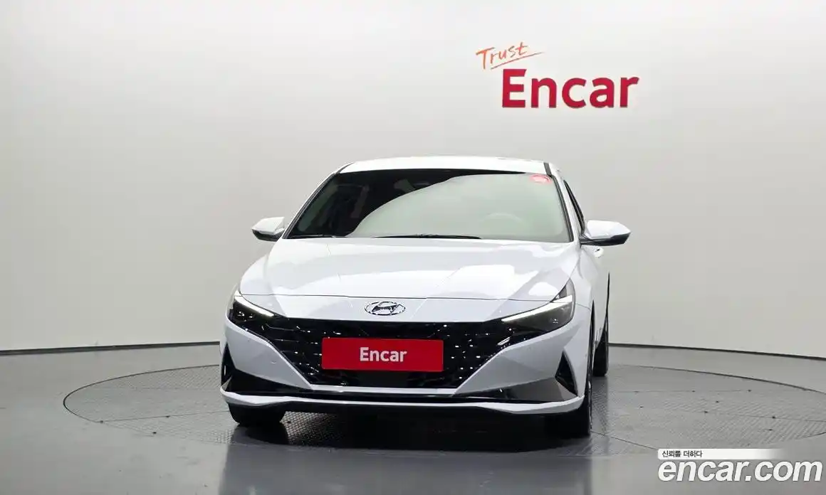 Hyundai Avante 2021 1.6 автомат (гидро), фото 3