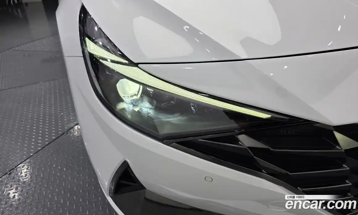 Hyundai Avante 2021 1.6 автомат (гидро), фото 8