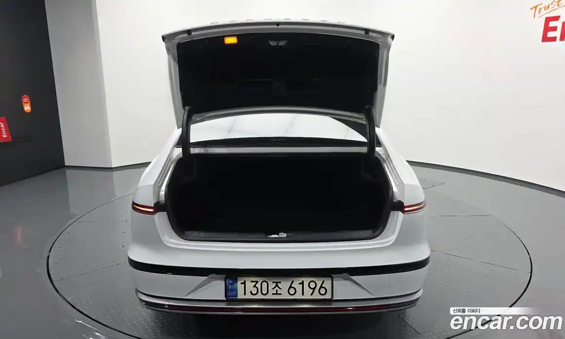 Hyundai Grandeur 2024 1.6 автомат (гидро), фото 20