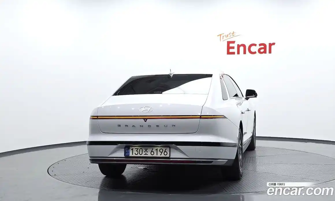 Hyundai Grandeur 2024 1.6 автомат (гидро), фото 4
