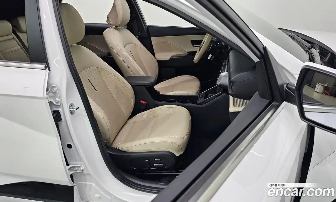 Hyundai Kona 2023 0.2 автомат (гидро), фото 13