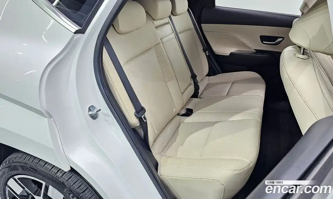 Hyundai Kona 2023 0.2 автомат (гидро), фото 17
