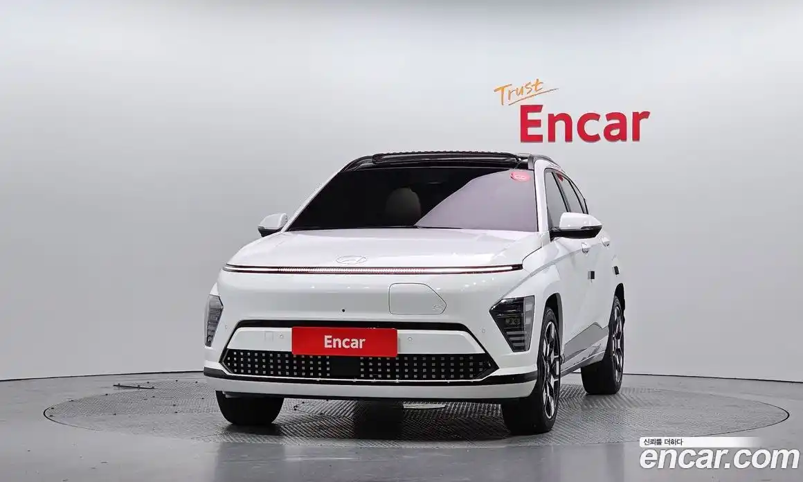 Hyundai Kona 2023 0.2 автомат (гидро), фото 3