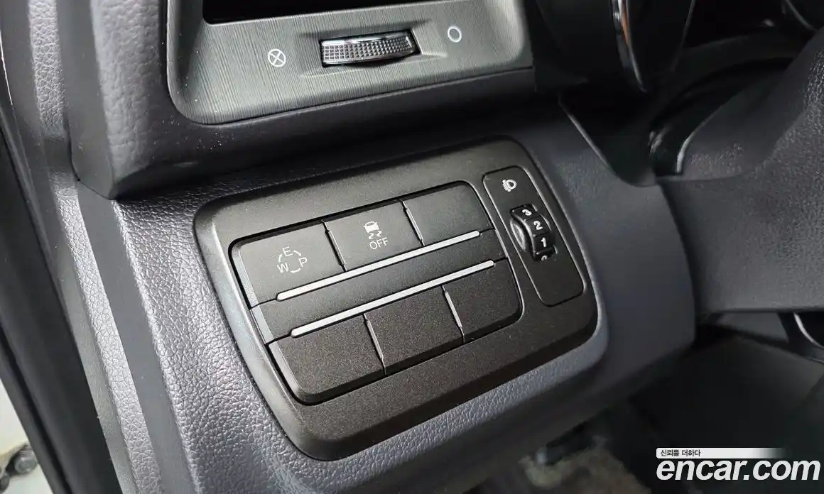 SsangYong TIBOLI 2017 1.6 автомат (гидро), фото 19