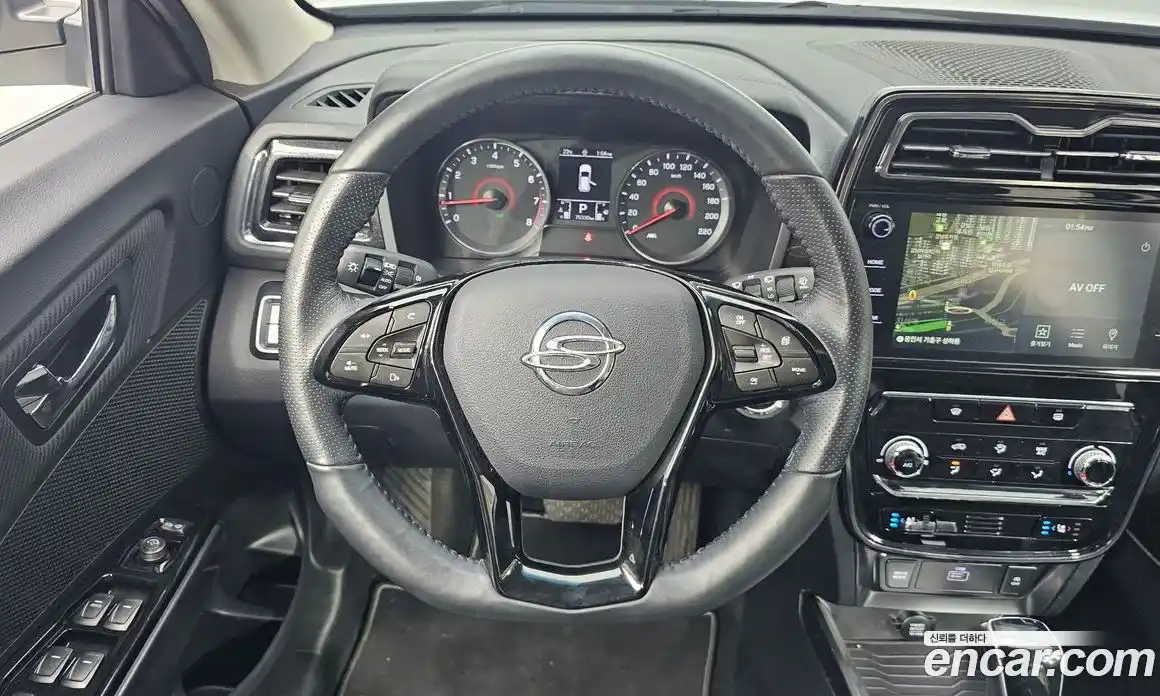 SsangYong TIBOLI 2021 1.5 автомат (гидро), фото 12