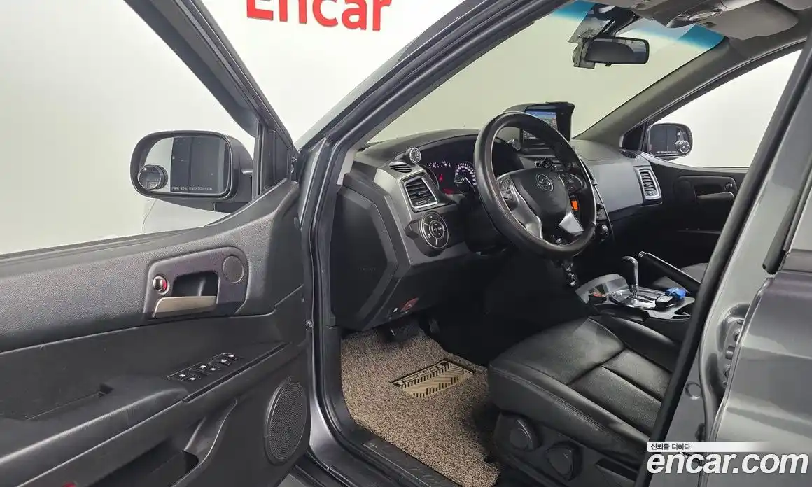 SsangYong Korando 2017 2.2 автомат (гидро), фото 10