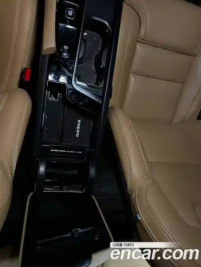 Volvo XC90 2023 2.0 автомат (гидро), миниатюра 7