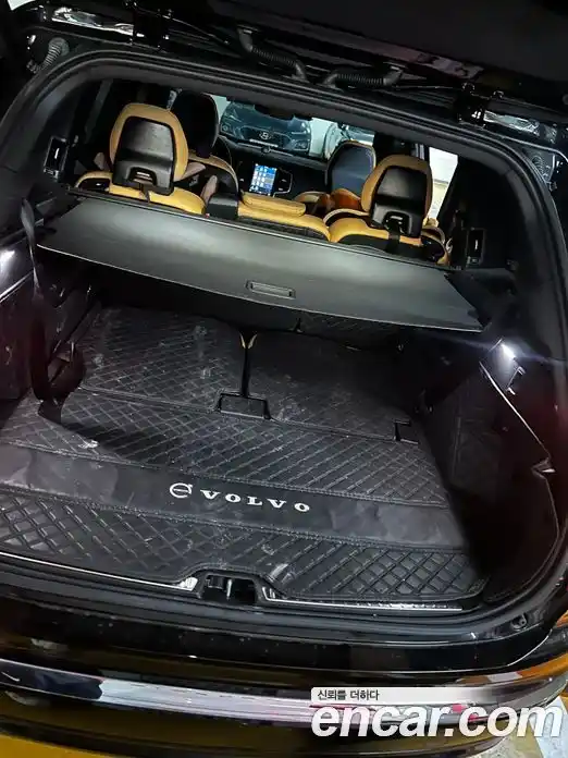 Volvo XC90 2023 2.0 автомат (гидро), фото 9