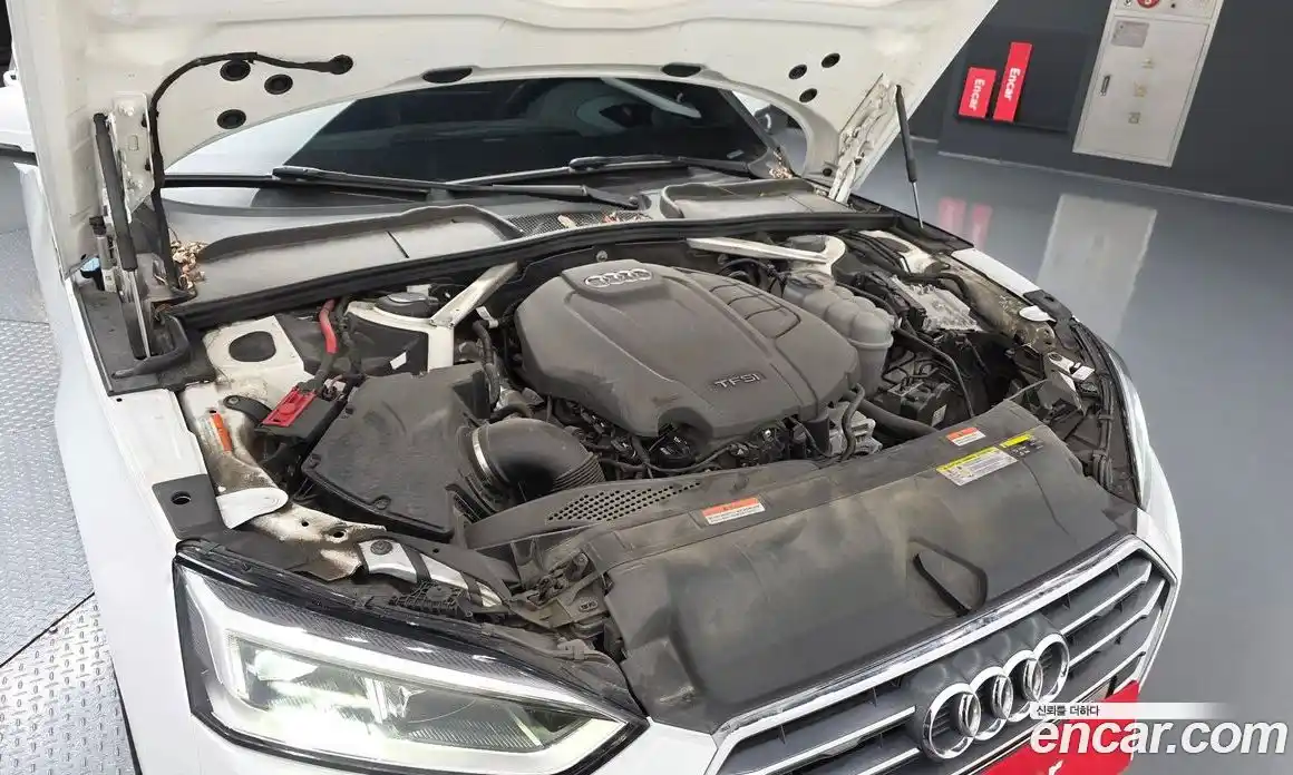 Audi A5 2019 2.0 автомат (гидро), фото 6