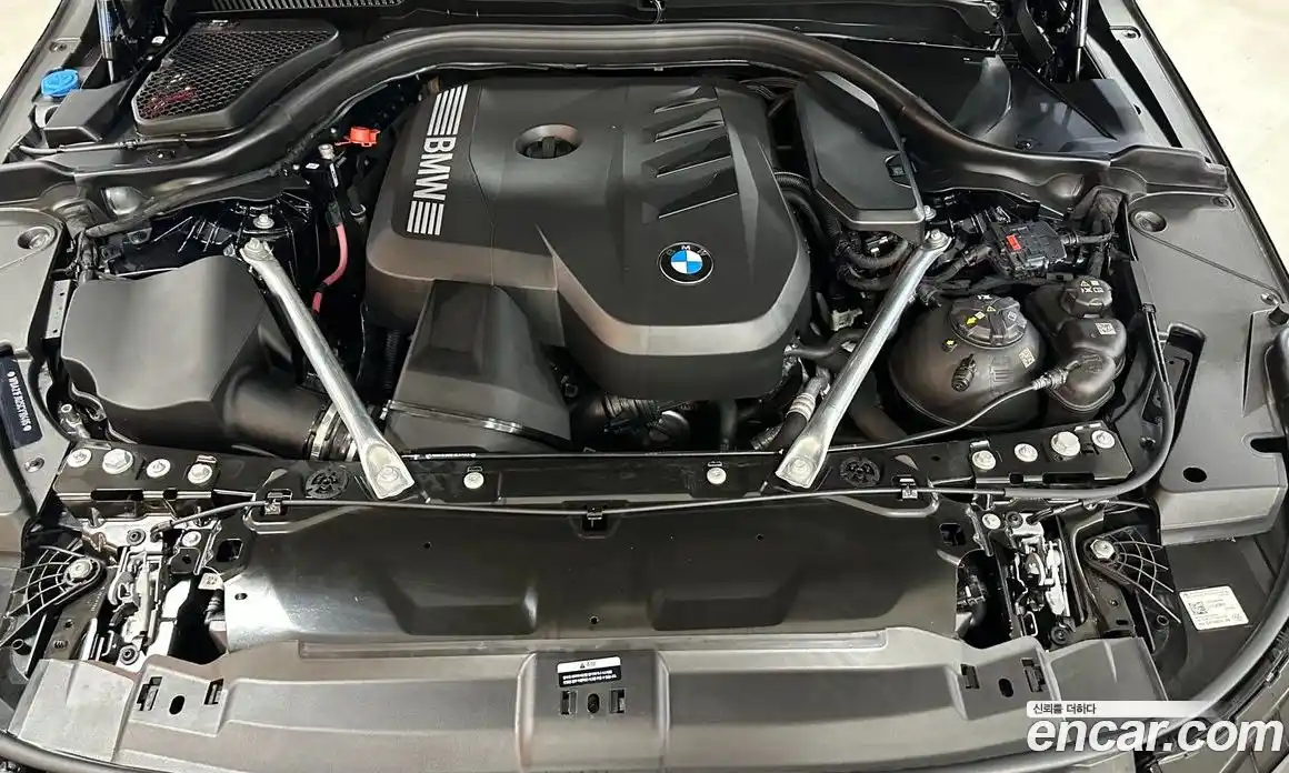 BMW 5 серия 2025 2.0 автомат (гидро), фото 6