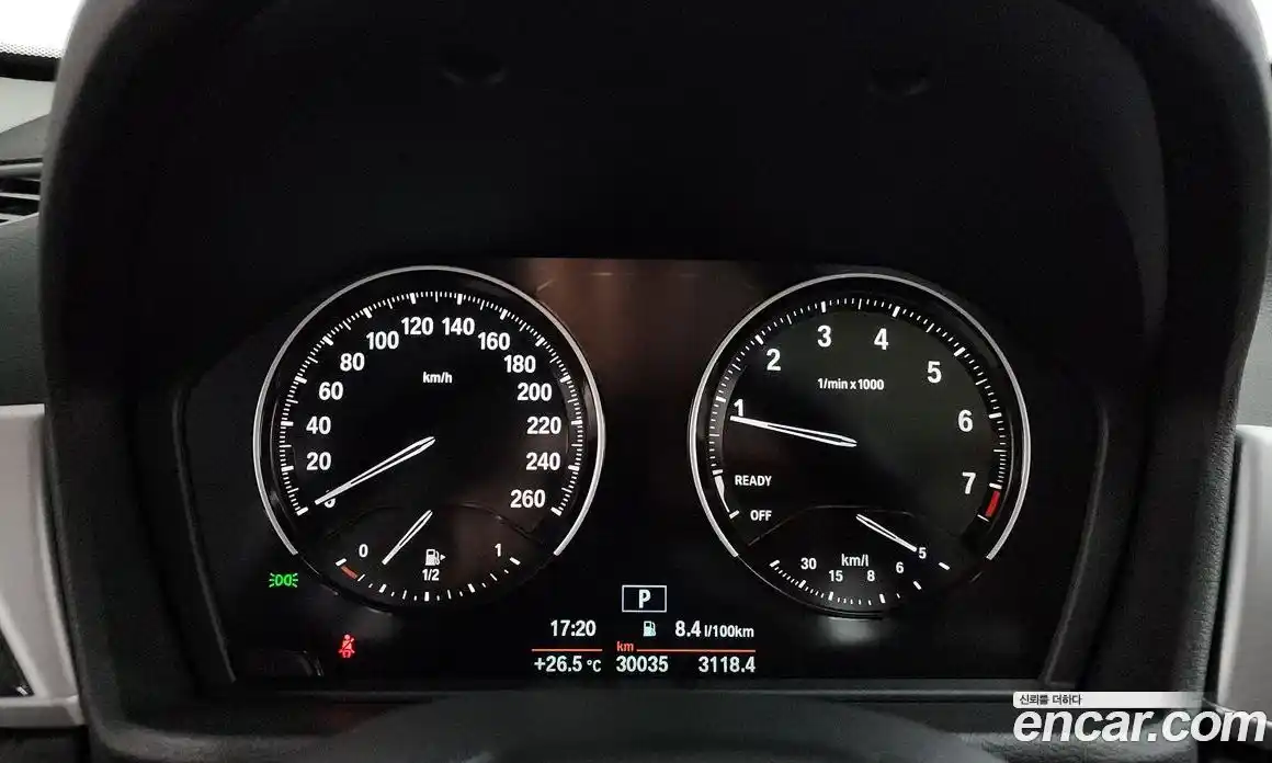 BMW X1 2019 2.0 автомат (гидро), фото 11