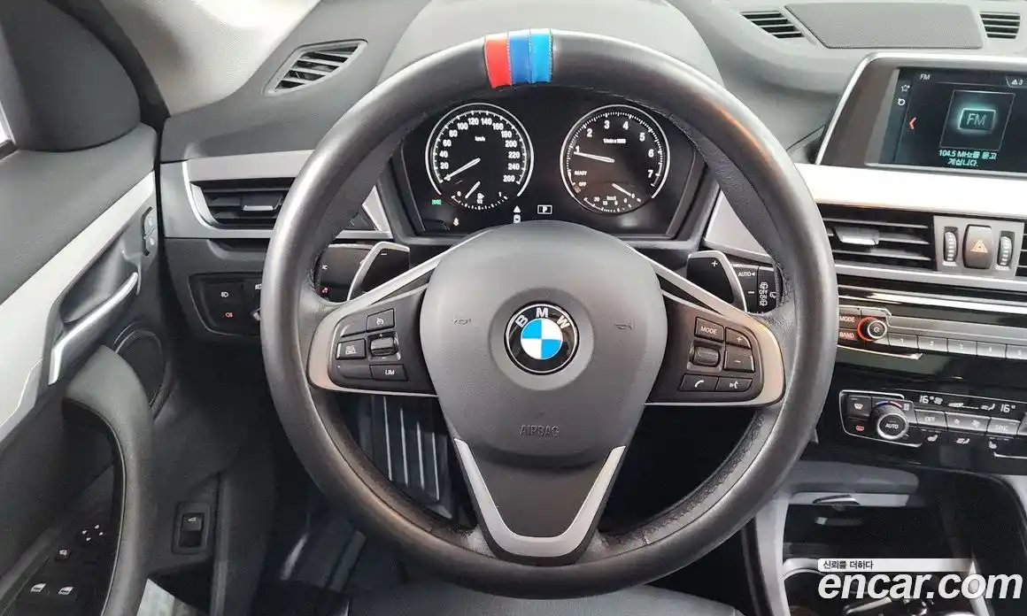 BMW X1 2019 2.0 автомат (гидро), фото 19