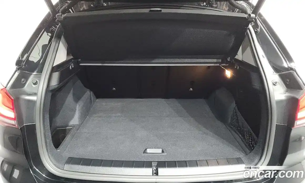 BMW X1 2019 2.0 автомат (гидро), фото 25