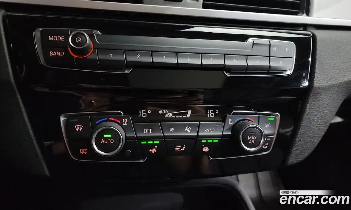 BMW X1 2019 2.0 автомат (гидро), фото 32