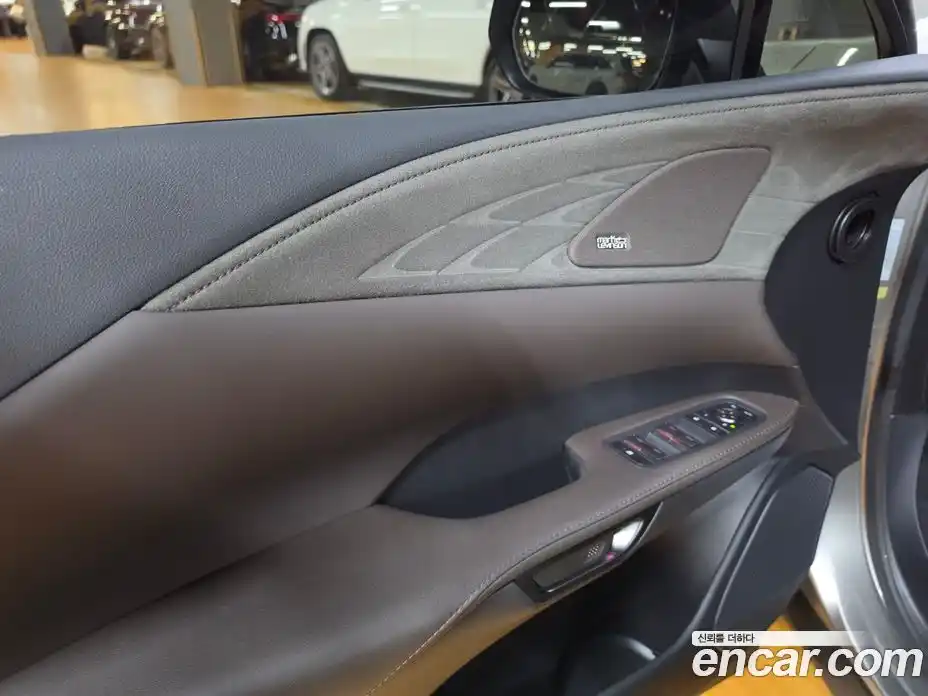 Lexus RX 2023 2.5 автомат (вариатор), фото 16 Lexus RX 2023 2.5 автомат (вариатор), фото 16