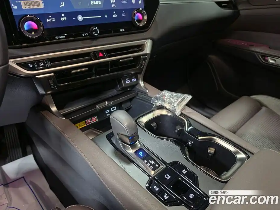 Lexus RX 2023 2.5 автомат (вариатор), фото 9 Lexus RX 2023 2.5 автомат (вариатор), фото 9