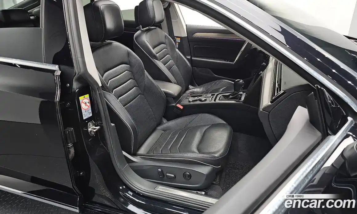 Volkswagen Arteon 2019 2.0 автомат (гидро), фото 12