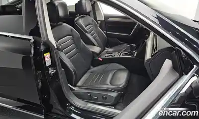 Volkswagen Arteon 2019 2.0 автомат (гидро), миниатюра 12
